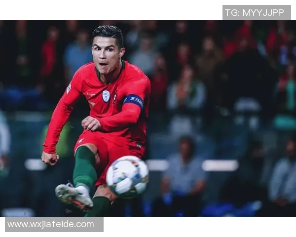 带娜字的足球明星们的传奇故事与辉煌成就揭秘