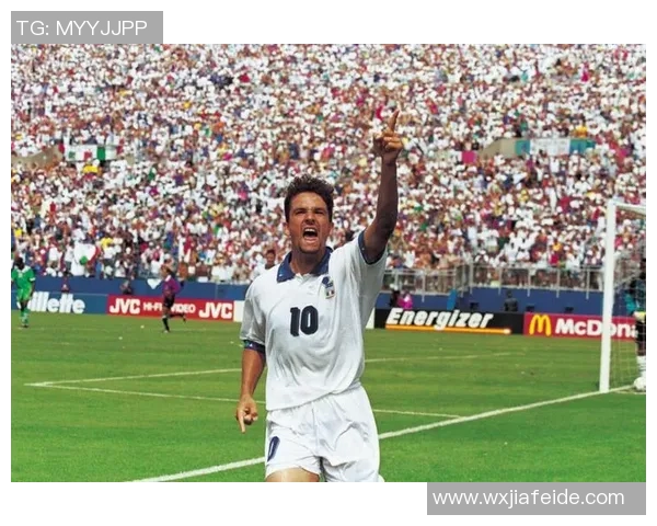 足球明星大摆件图片大全欣赏与收藏指南让你领略球场魅力与艺术之美