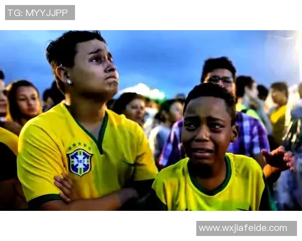 退役足球明星的生活转型与挑战探索他们的新角色与未来发展之路