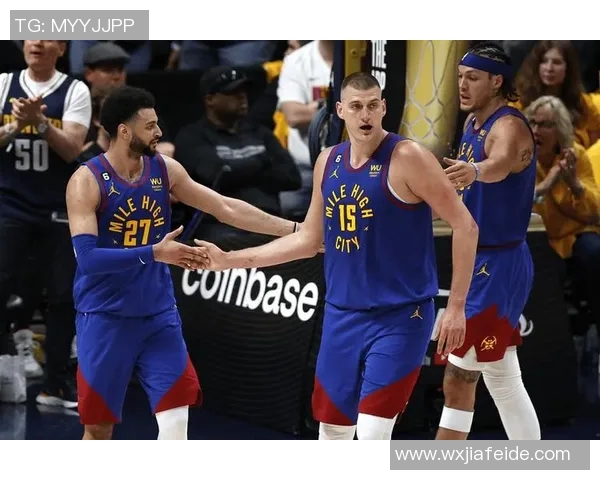 森林狼与勇士精彩对决图集回顾展现赛场激情与精彩瞬间